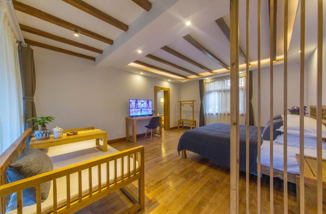 桐墅客栈 Lijiang Village House Bagian luar foto