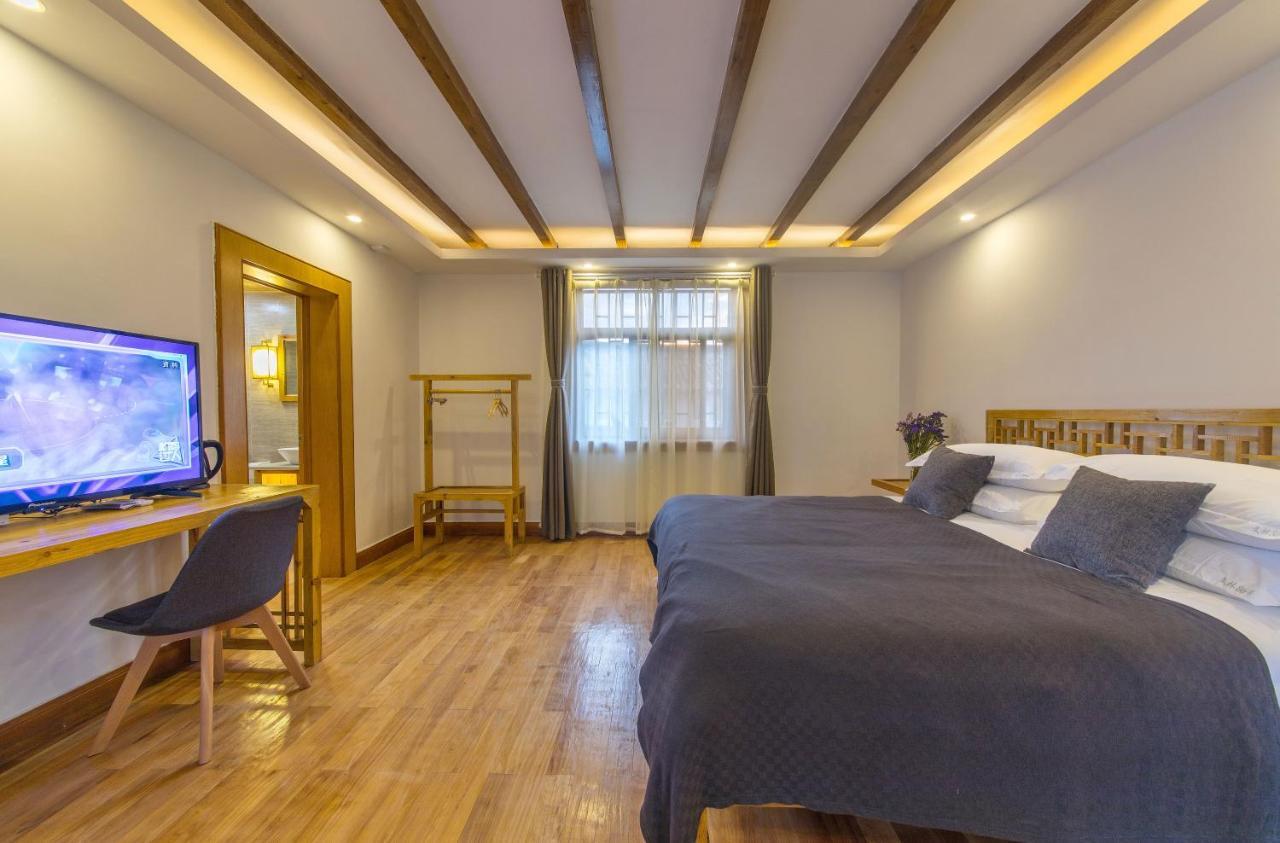 桐墅客栈 Lijiang Village House Bagian luar foto
